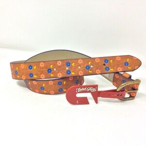 NWT floral print flaux leather western belt.
